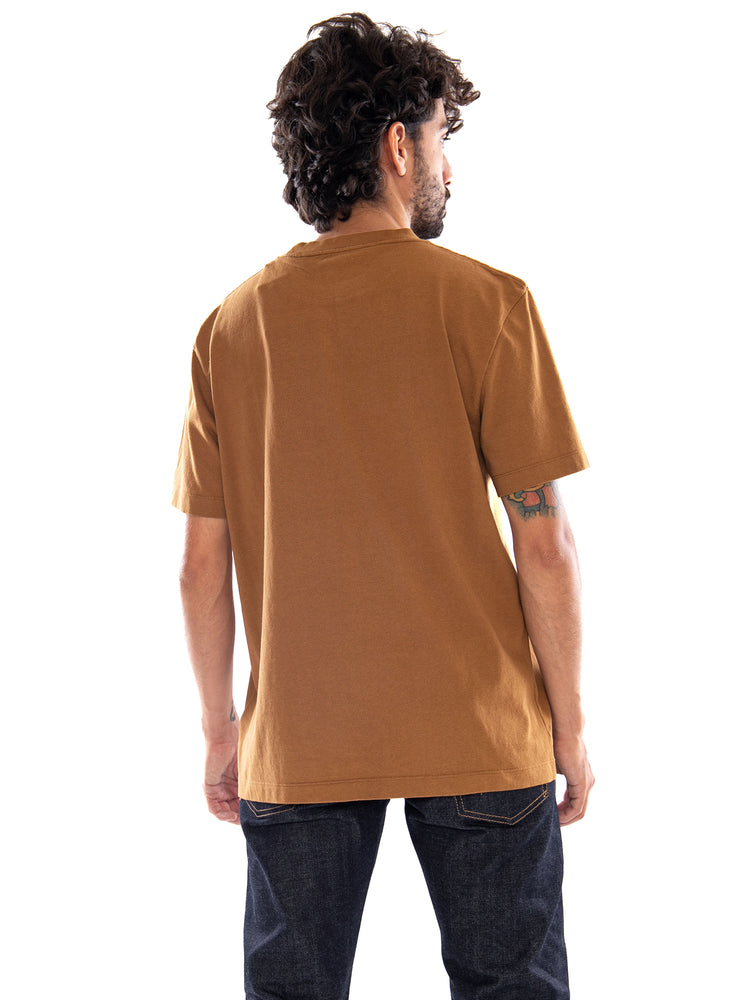 Timberland Leather Badge HW SS Tee Dark Wheat Boot - T-Shirt Uomo Marrone TBC0YHDE EH21 TIMBERLAND 