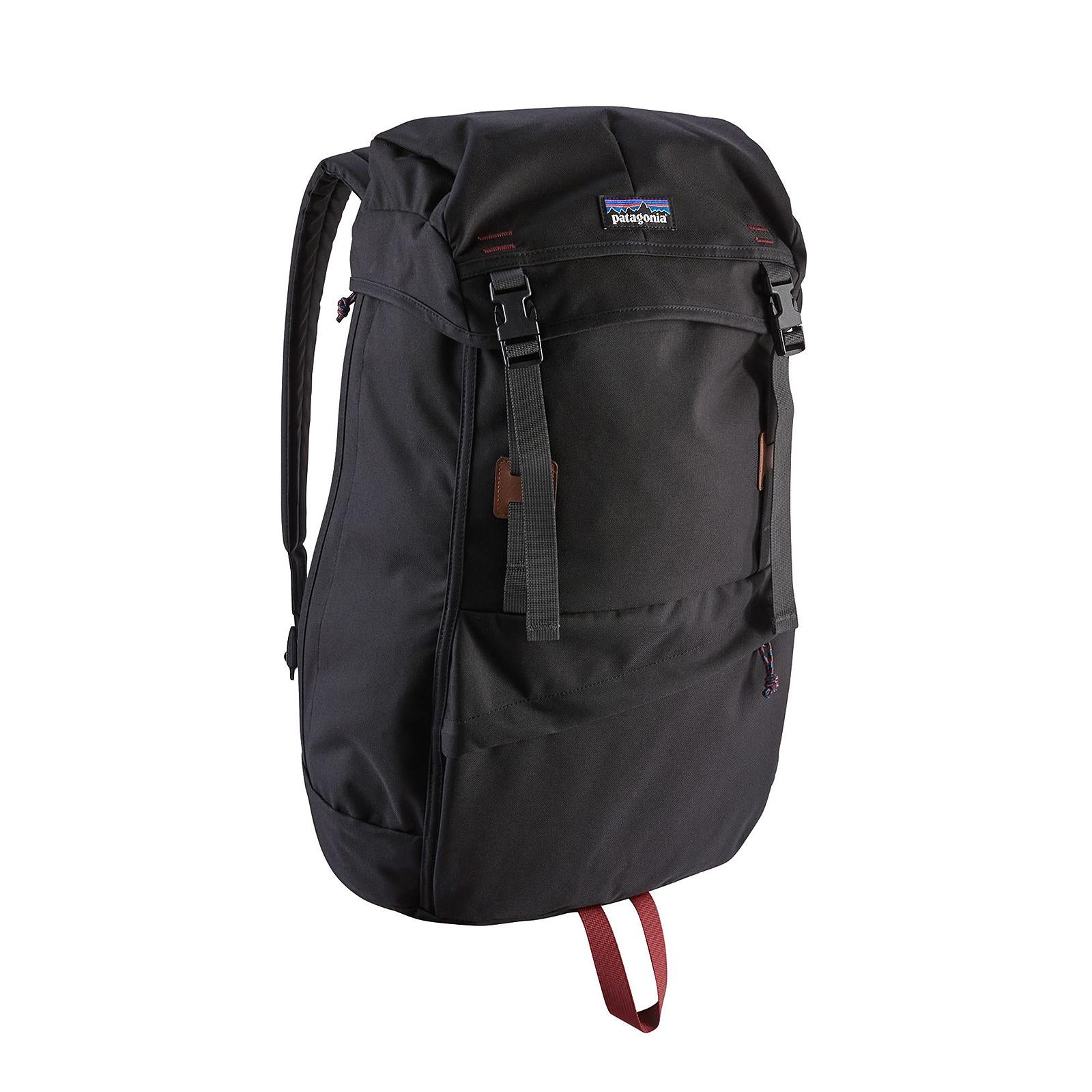 Arbor Grande Pack 32L Black 47970-BLK  PATAGONIA 