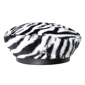 Faux Fur Beret White Zebra - Cappello Multicolore K4369-WZ189  KANGOL 