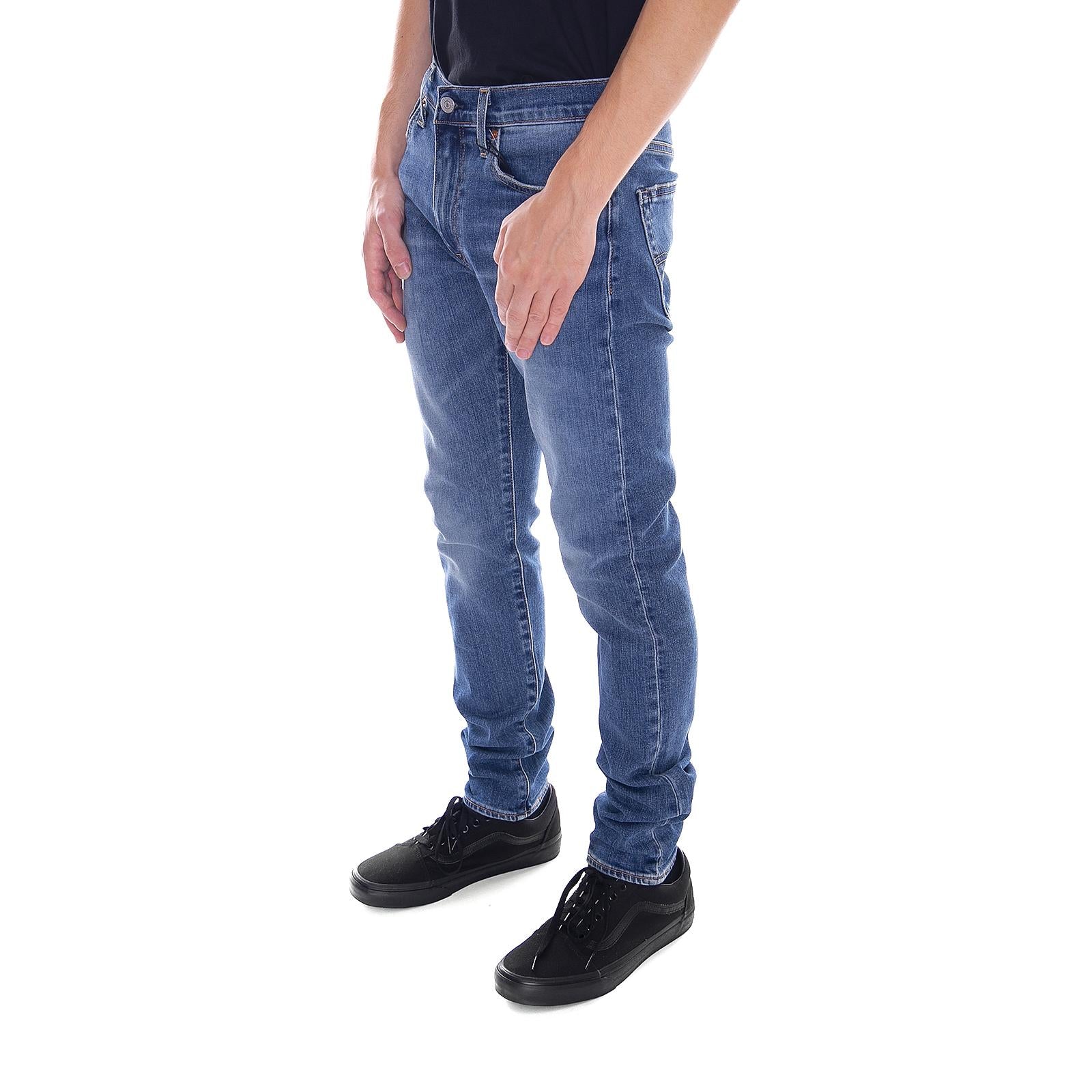  28833-0210  LEVIS 