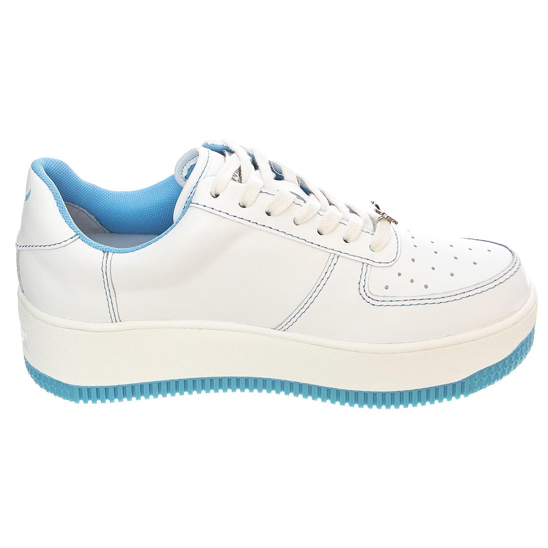  WSPREBOUND-WHTTBBL  WINDSOR SMITH 