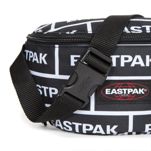  EK074C89  EASTPAK 