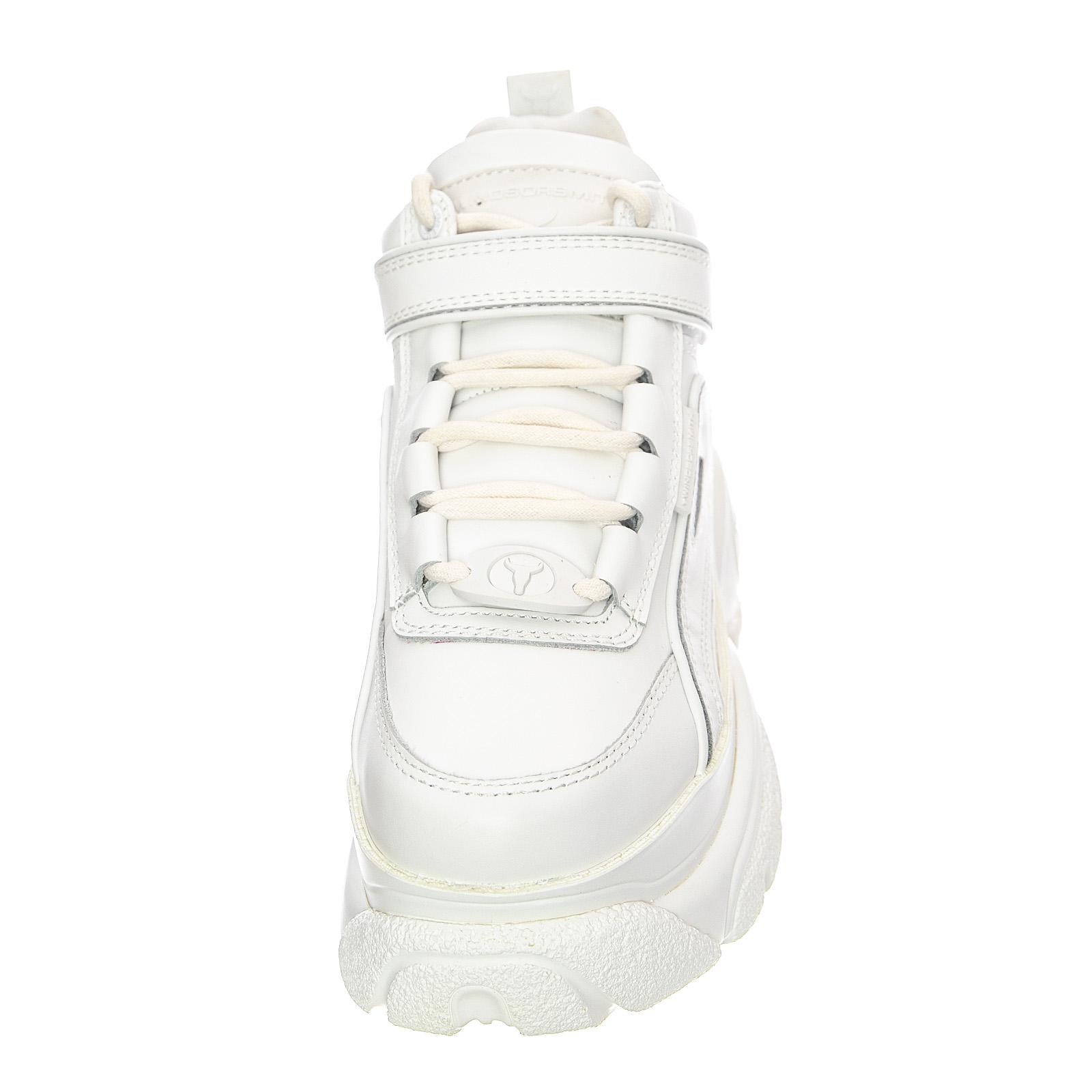  WS-LORD-WHT  WINDSOR SMITH 