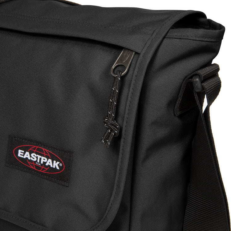  EK26E008  EASTPAK 