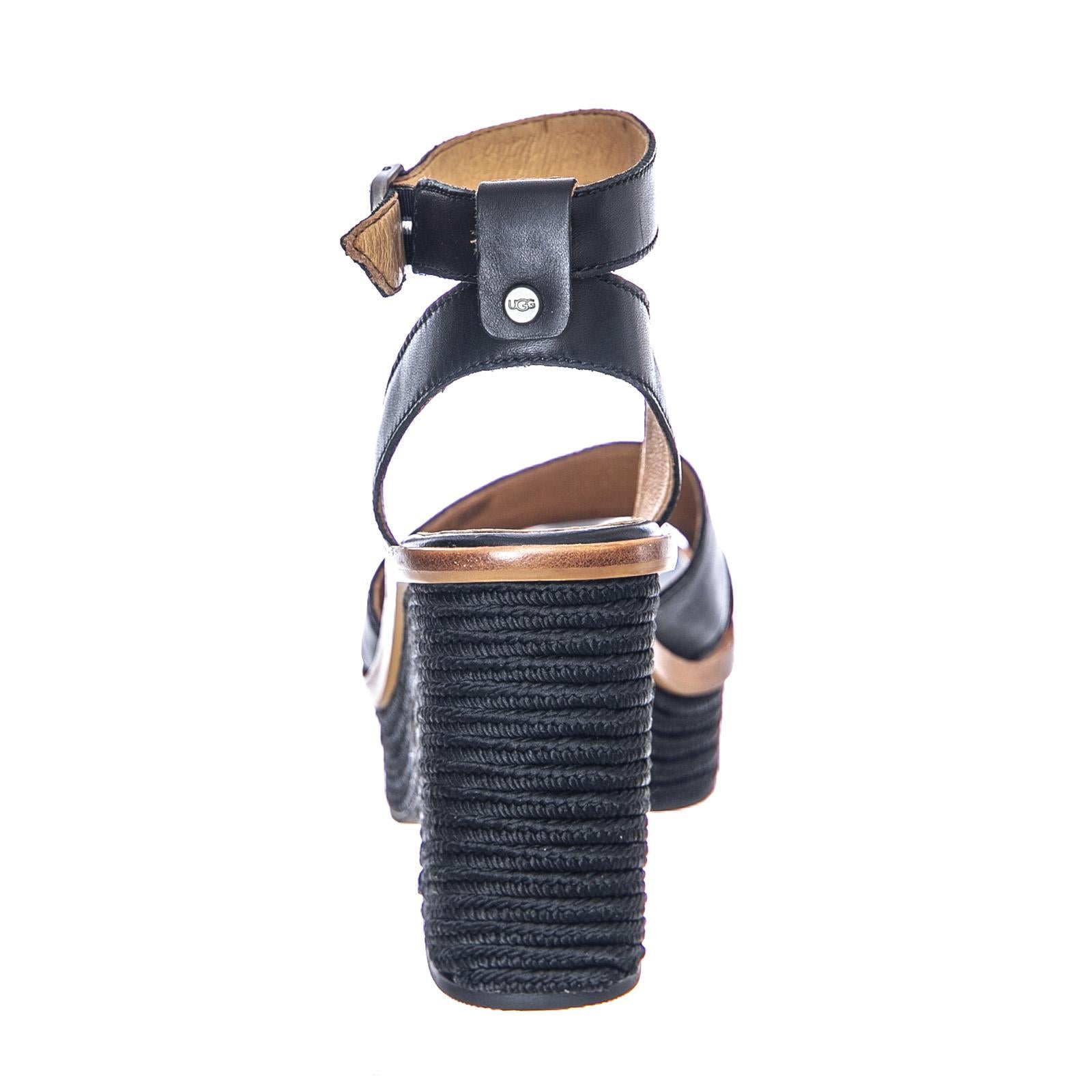  UGSCARIBK1100830W  UGG 