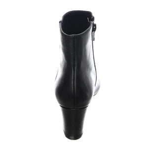  MISS01S1  STEVE MADDEN 