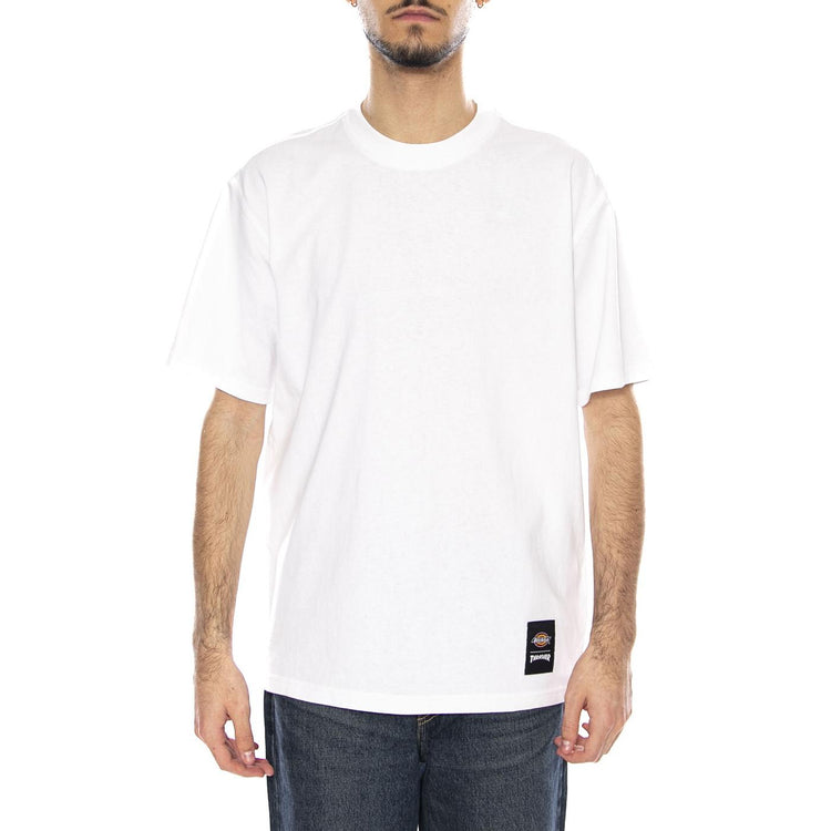 Thrasher x Dickies Tee SS Graphic -- Maglietta Uomo Bianca DK0A88IUWHX1 . DICKIES 