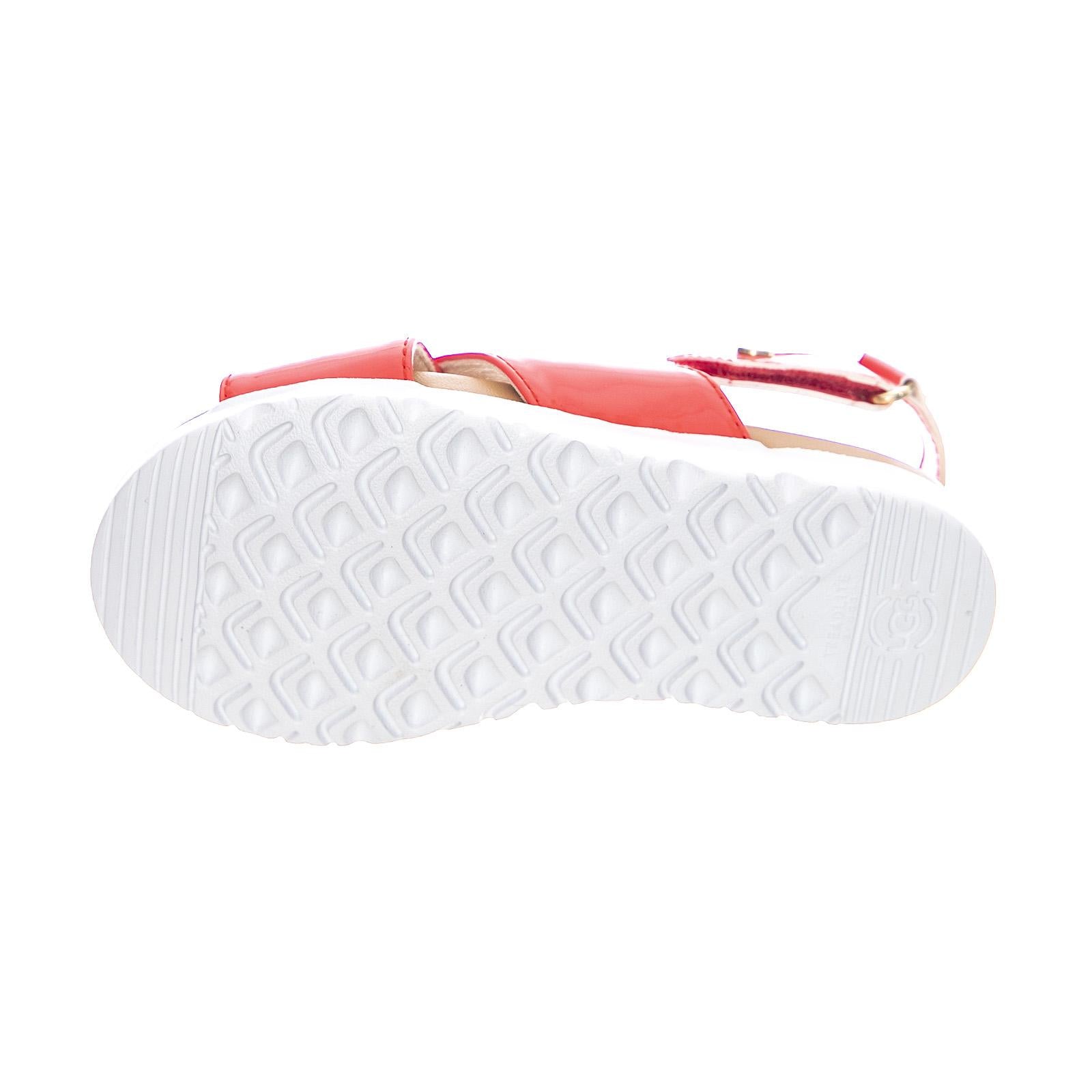  UGKKLARAPC1107987K  UGG 