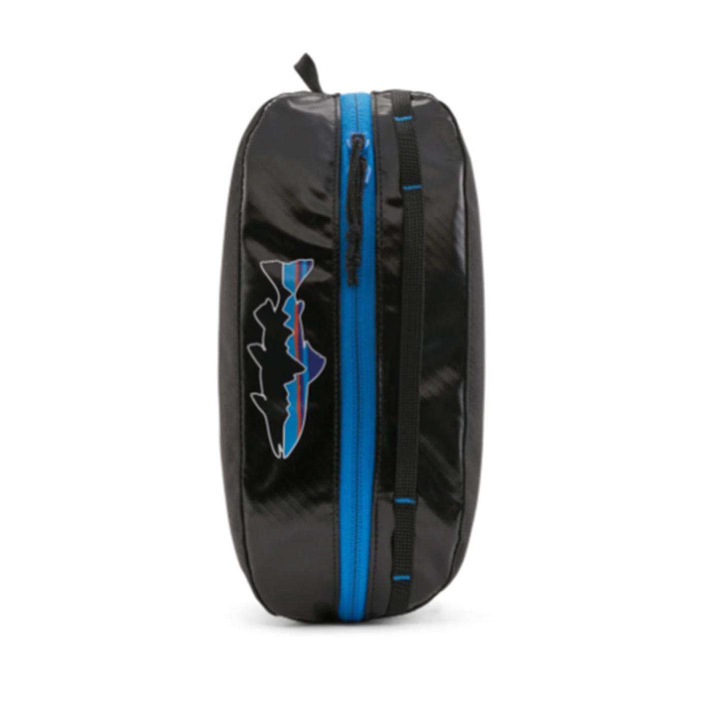 Black Hole Cube Medium Black w/Fitz Trout - Zaino Nero 49366-BFZT  PATAGONIA 