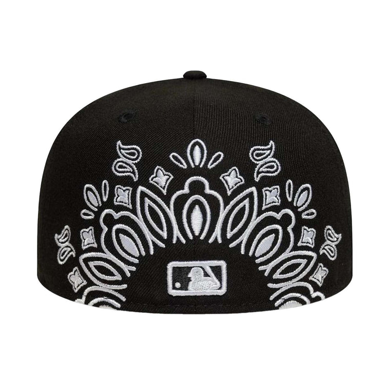 MLB Paisley 59FIifty Black New York Yankees - Cappellino con Visiera Nero / Bianco 60691178  NEW ERA 