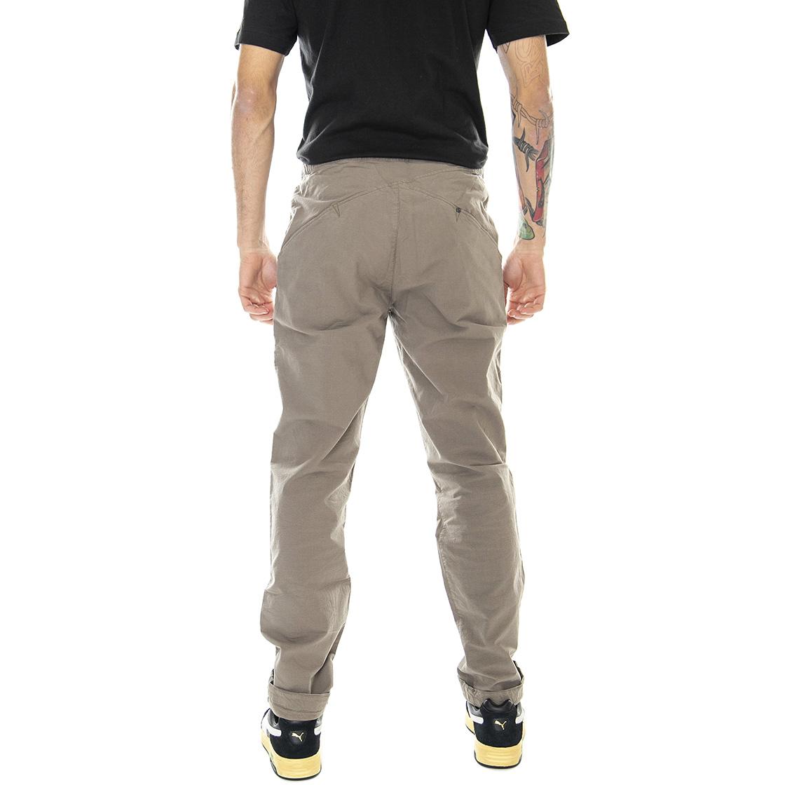  15596M12-115  KLATTERMUSEN 