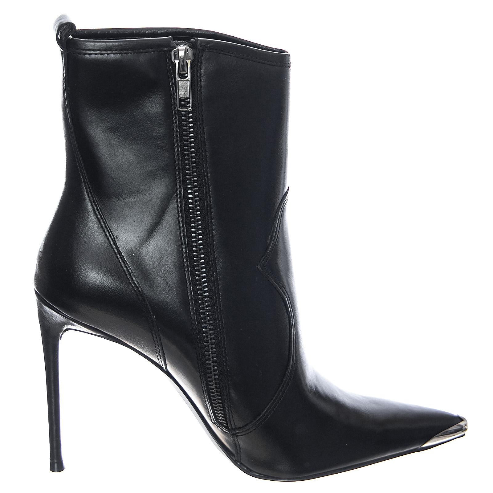  W-TINA  STEVE MADDEN 