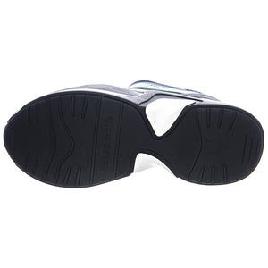  NWSTRACK-GRNCR  NAKED WOLFE 