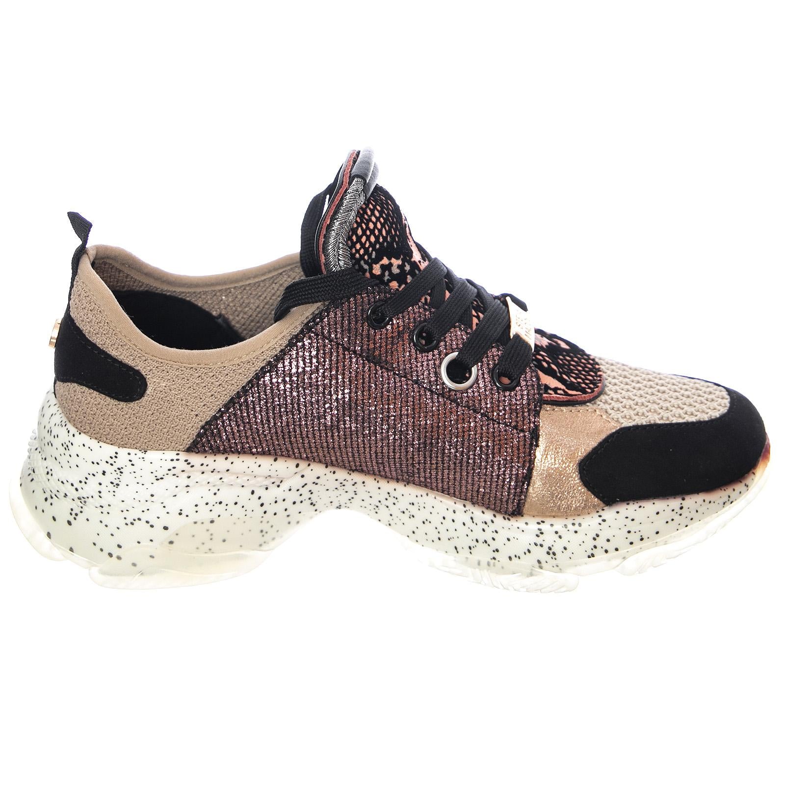  MECSC01S1  STEVE MADDEN 