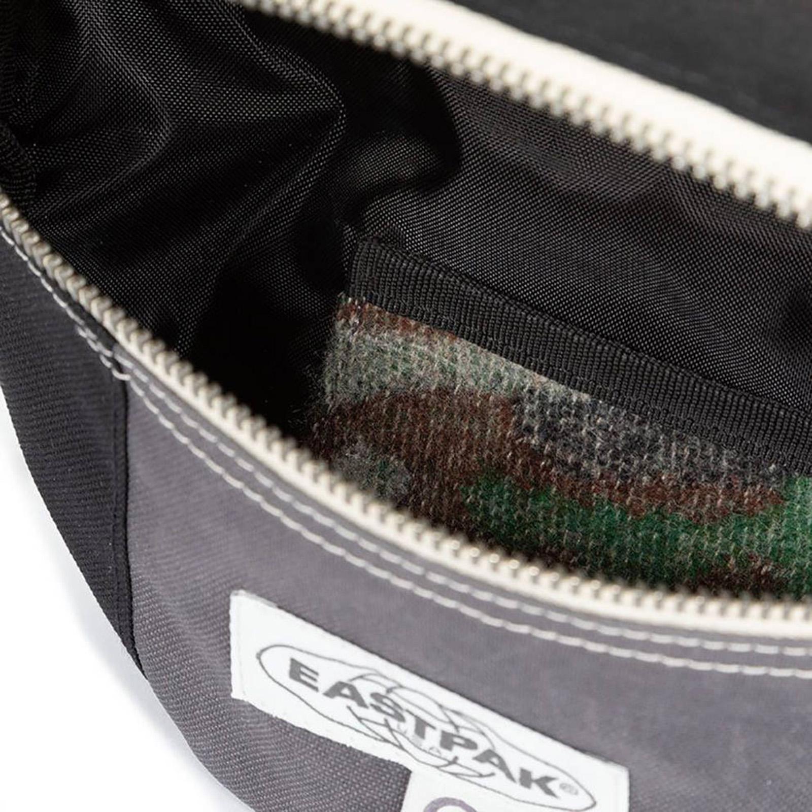  EK000074J471  EASTPAK 