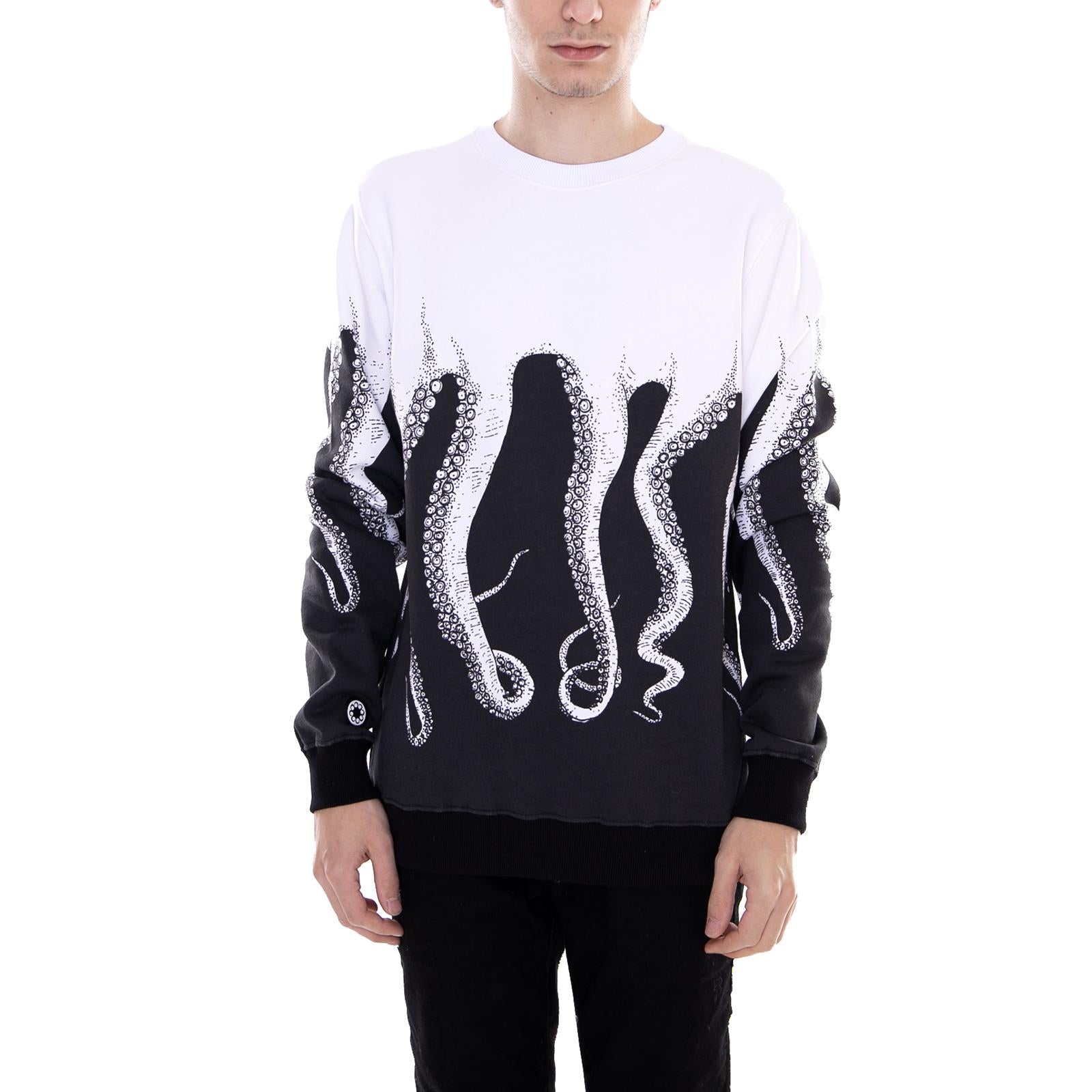  18WOSC01-BLACK-WHITE  OCTOPUS 