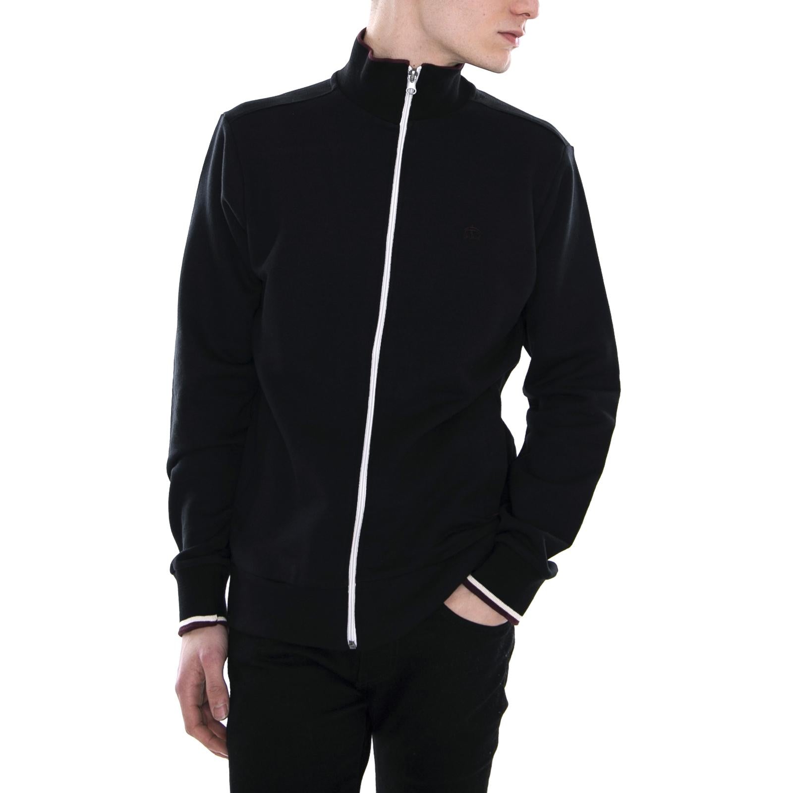  1815201-Black 01  MERC 