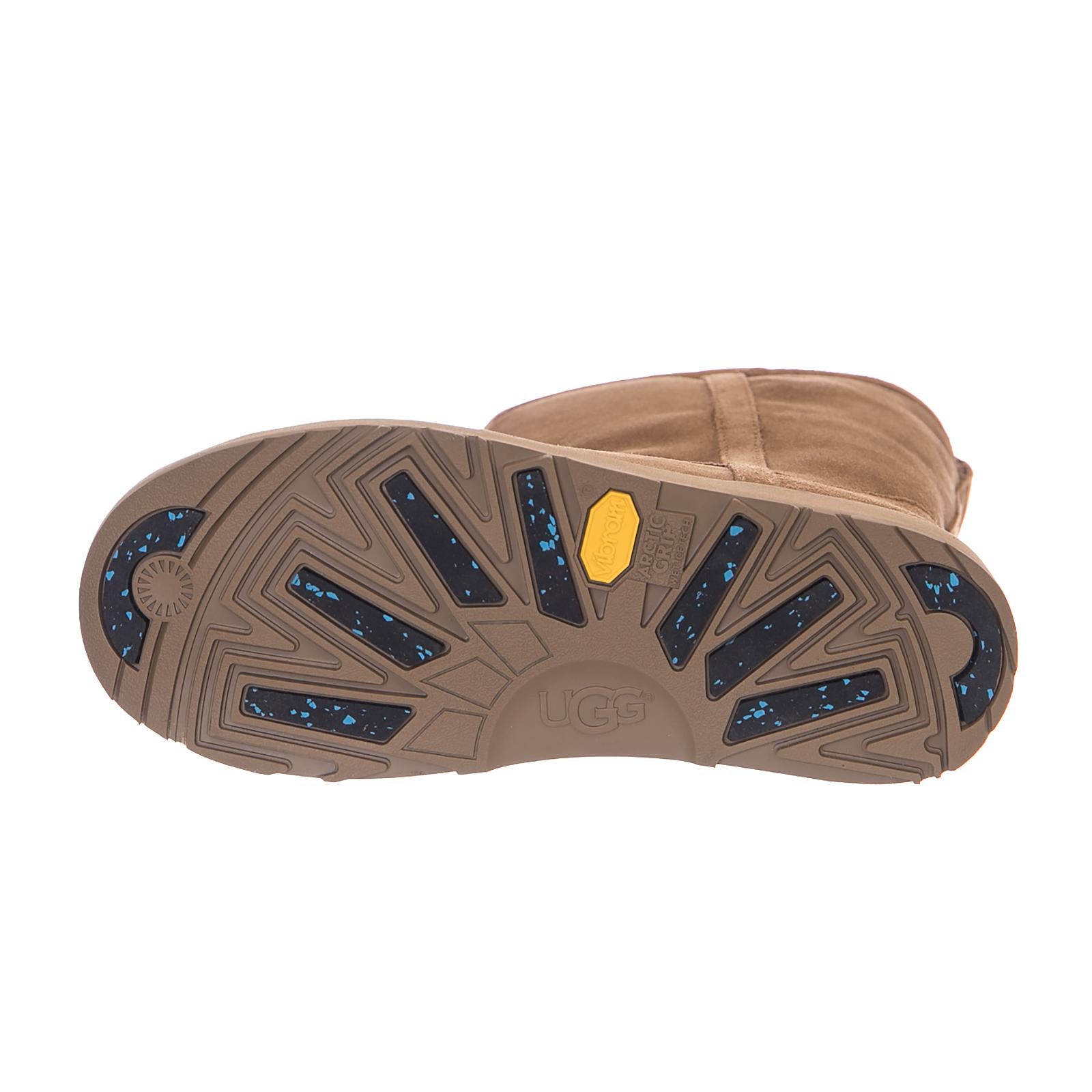 CLASSIC SHORT  WATERPROOF CHESTNUT UGSCLSWPCN1017508W  UGG 