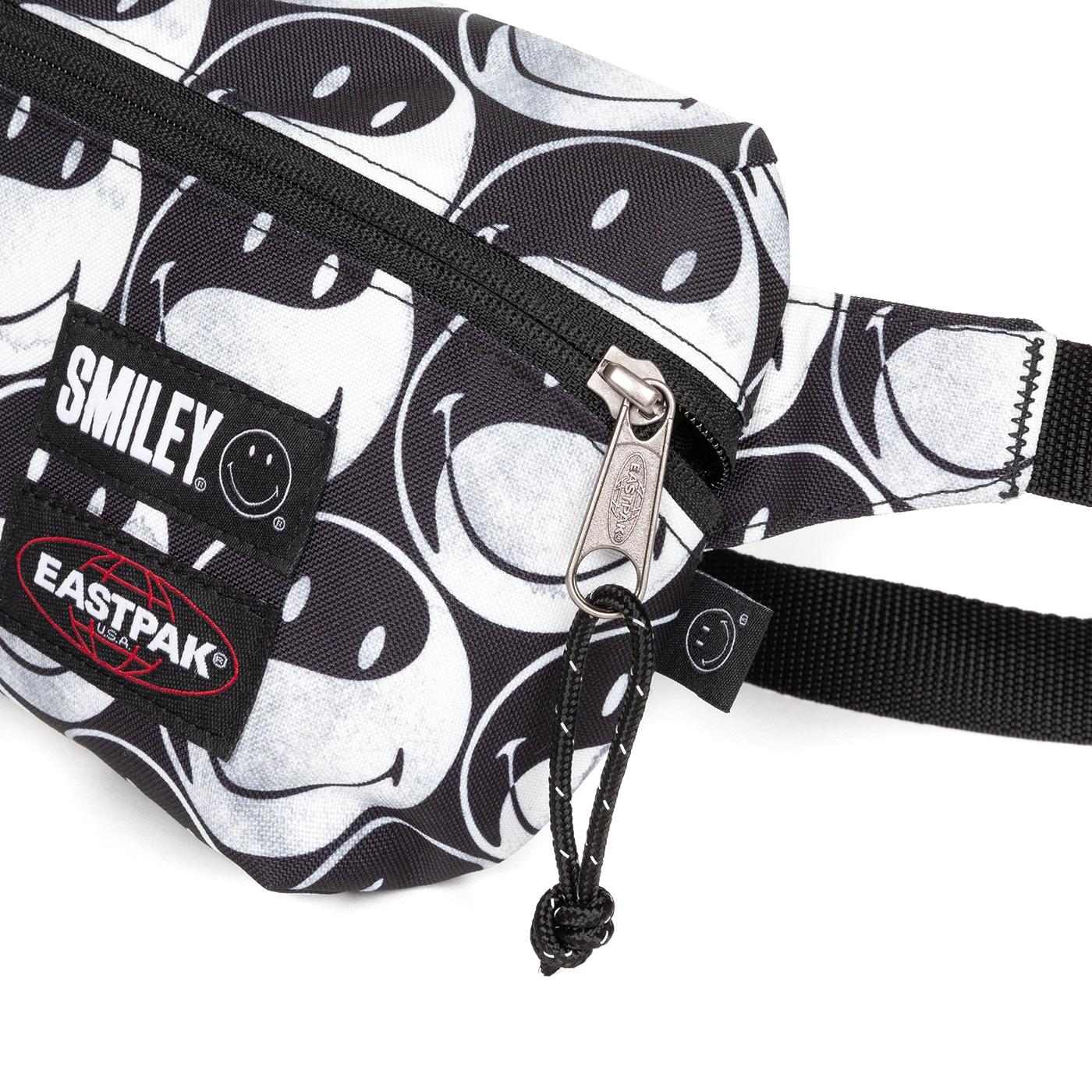 Sommar Smiley YY Black Hip Pack - Marsupio Nero EK0A5BG65K21  EASTPAK 