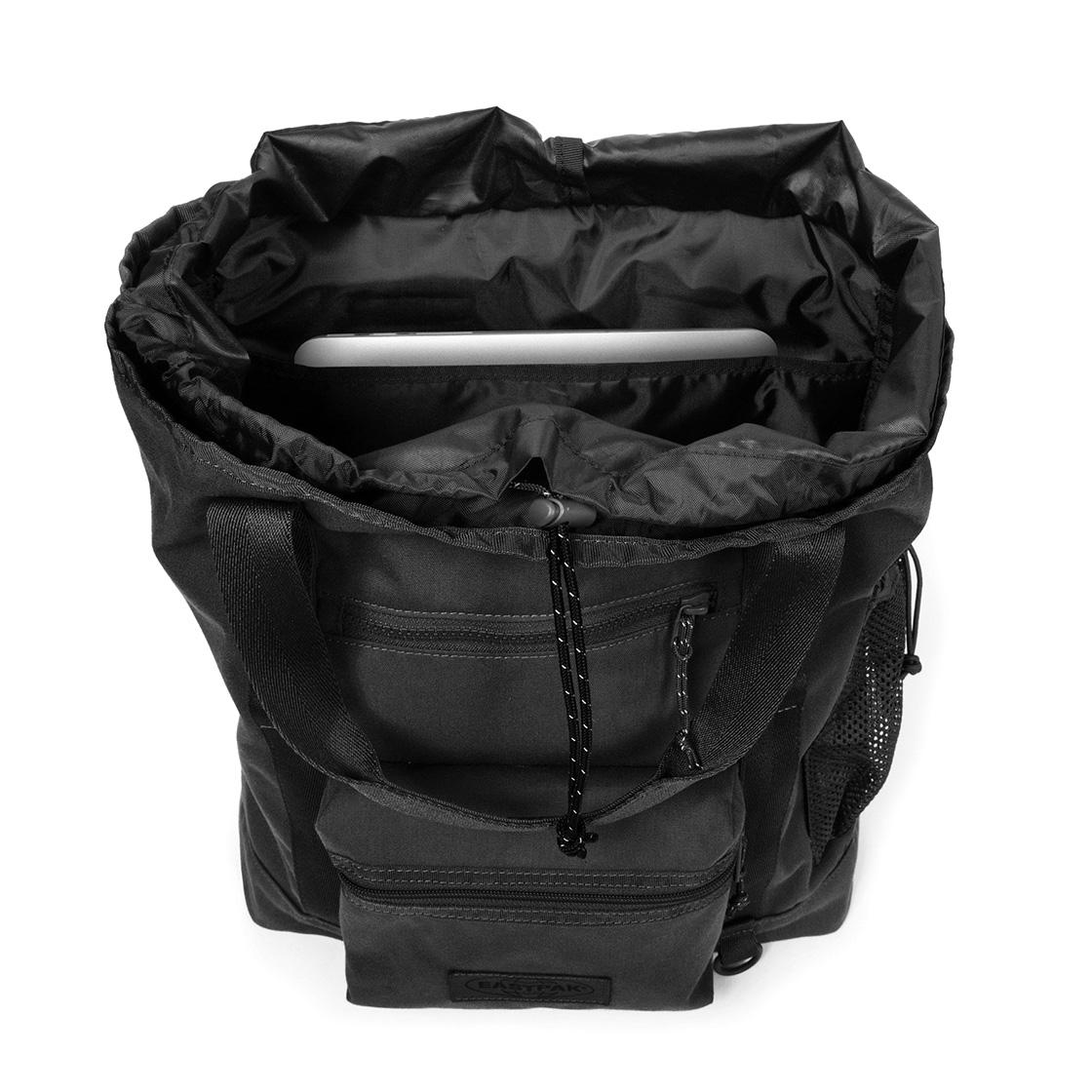  EK0A5B8WK711  EASTPAK 