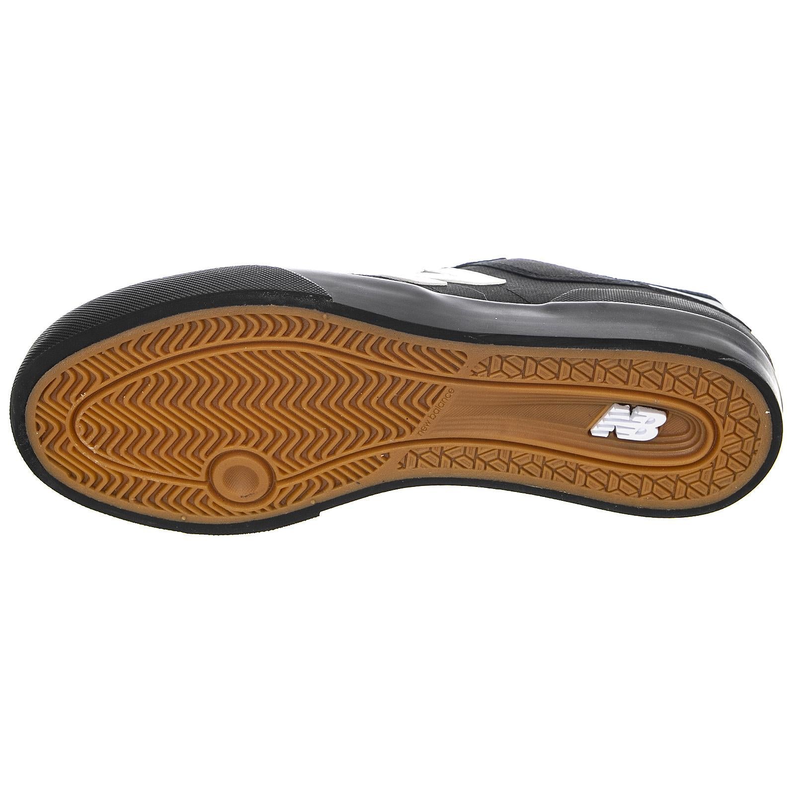  NM272BLK  NEW BALANCE 