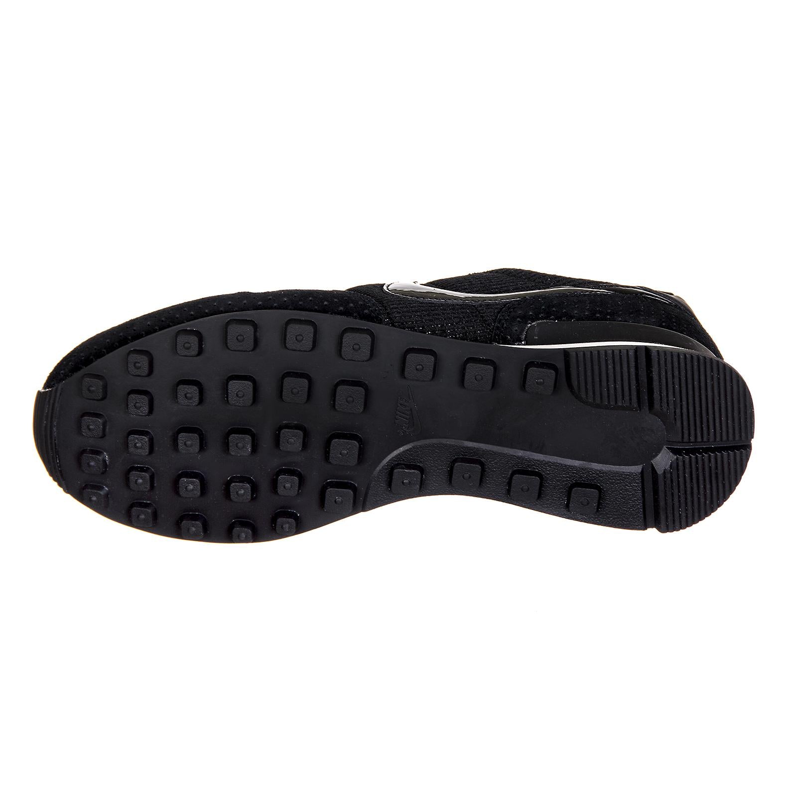 NIKE INTERNATIONALIST WOMEN S SHOE BLACK/BLACK-DARK GREY-SUMMIT WHITE 93363_4  NIKE 