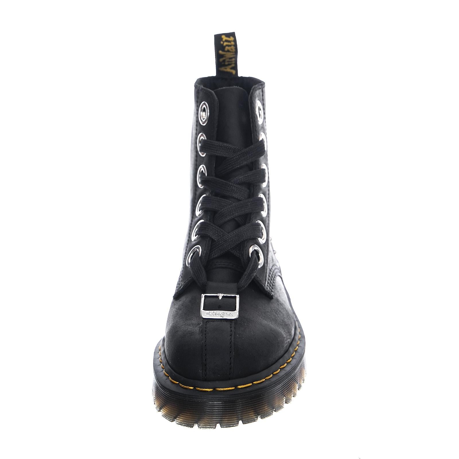  25226001  DR.MARTENS 