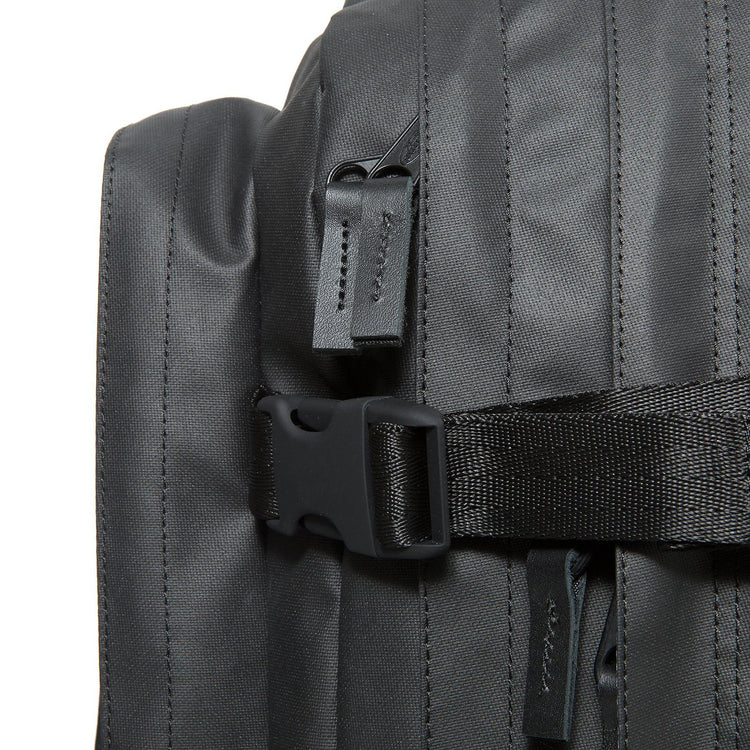 VOLKER BLACK COATED EK20758Q  EASTPAK 