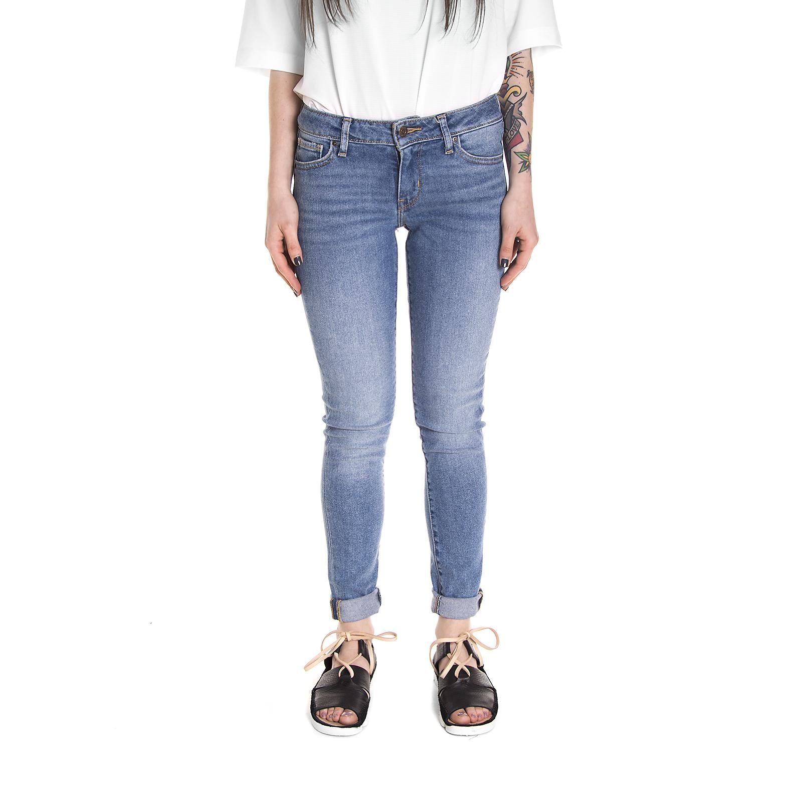 711 SKINNY JEANS MILES TO GO 18881-0184  LEVIS 