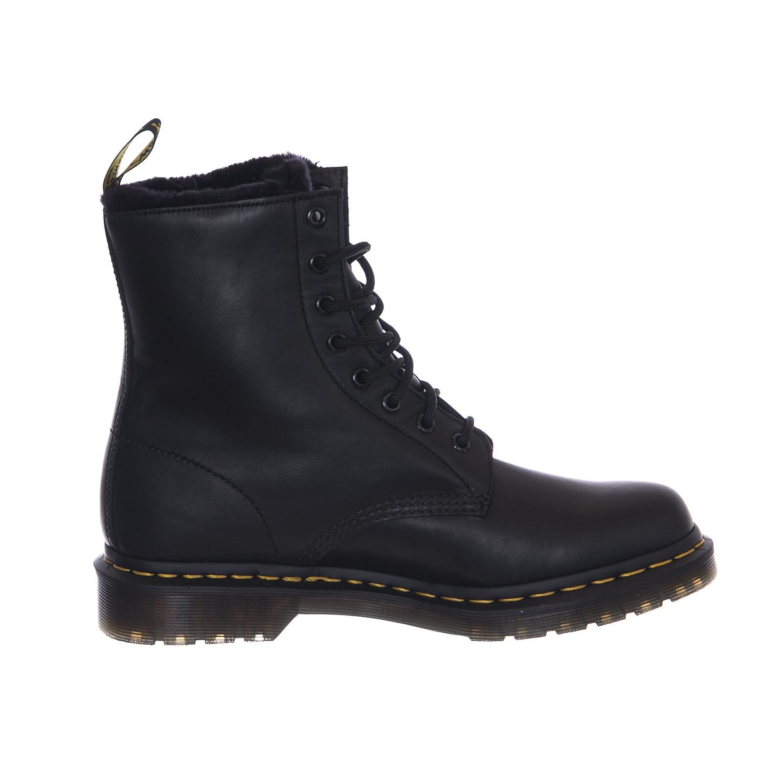 SERENA BLACK CARTAGENA - 8 EYE DMSSERBKCT13934002  DR.MARTENS 
