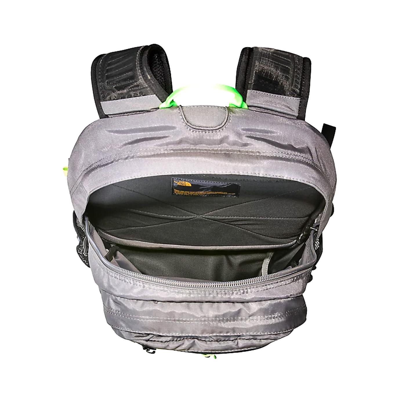 Borealis Classic Smoked Pearl / Safety Green - Zaino Verde / Multicolore NF00CF9C3IU1  THE NORTH FACE 