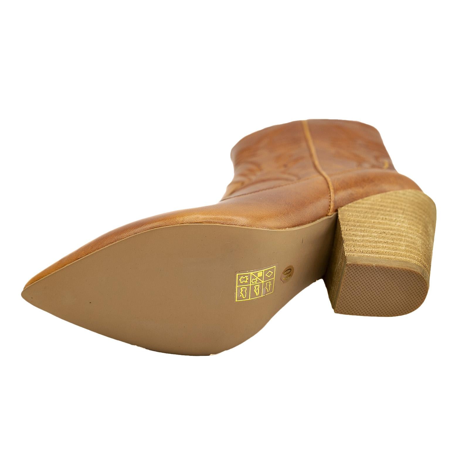  JCSJC57311LEA-BROWN  JEFFREY CAMPBELL 
