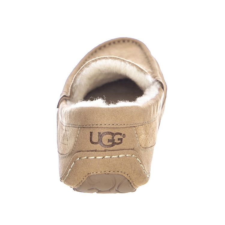 UGMASCSA1098649M  UGG 