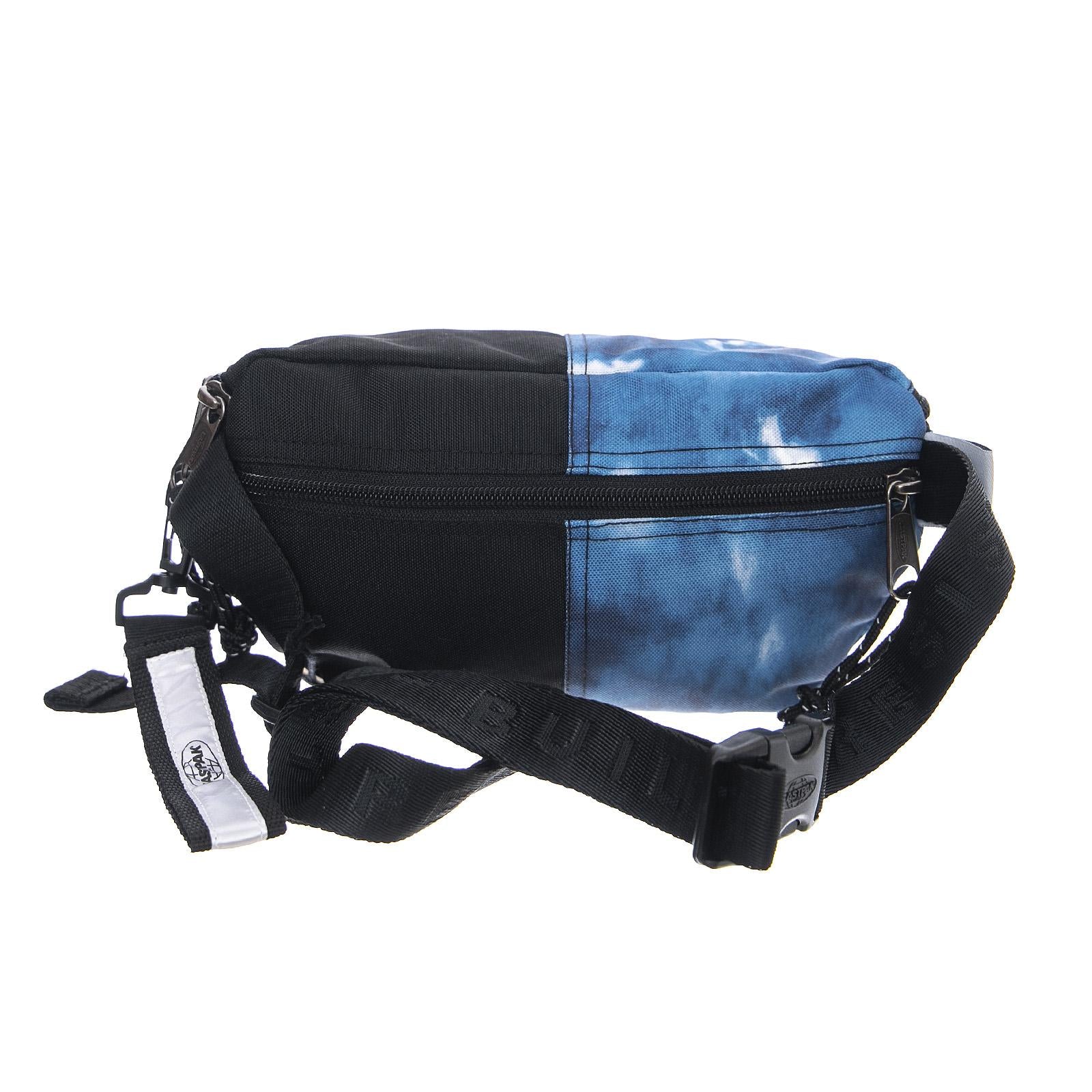  E00074H84  EASTPAK 
