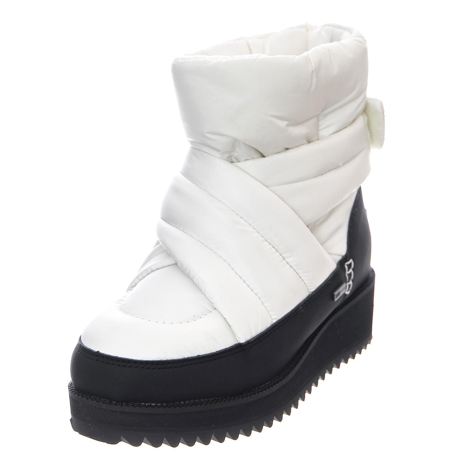  UGSMONTWHT1106770W  UGG 