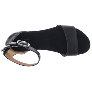  UGSZOEBK1102674W  UGG 