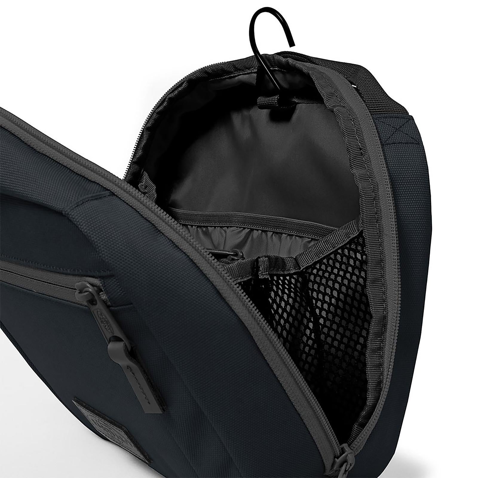 ANTWAN SINGLE BLACK EK23B07I  EASTPAK 