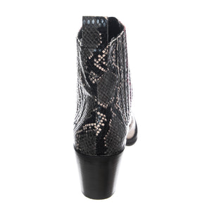  SMSGENIVA-BRGGRY  STEVE MADDEN 