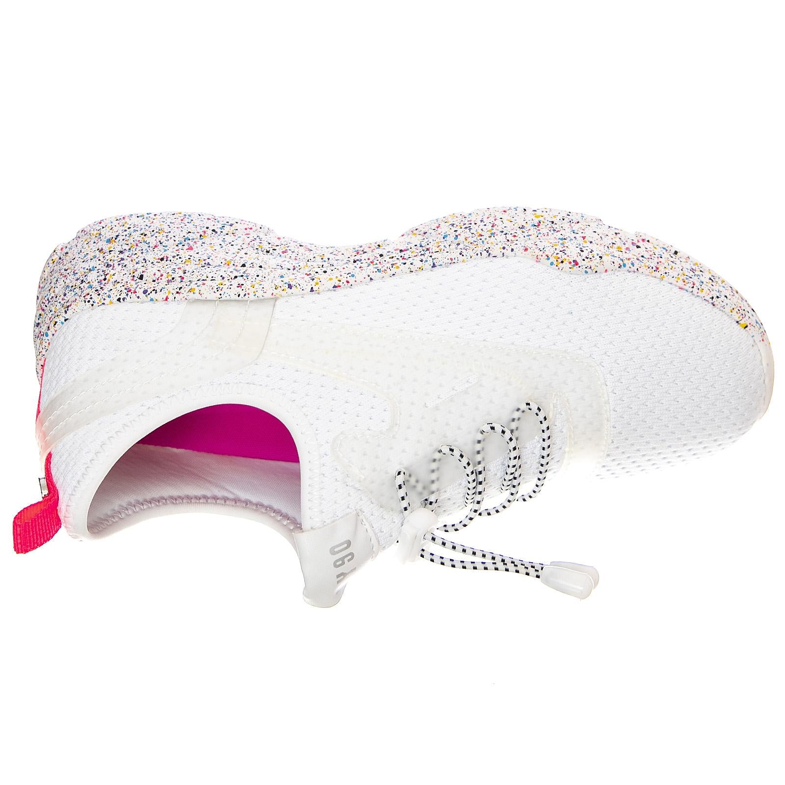  JMYLESS WHITE  STEVE MADDEN 