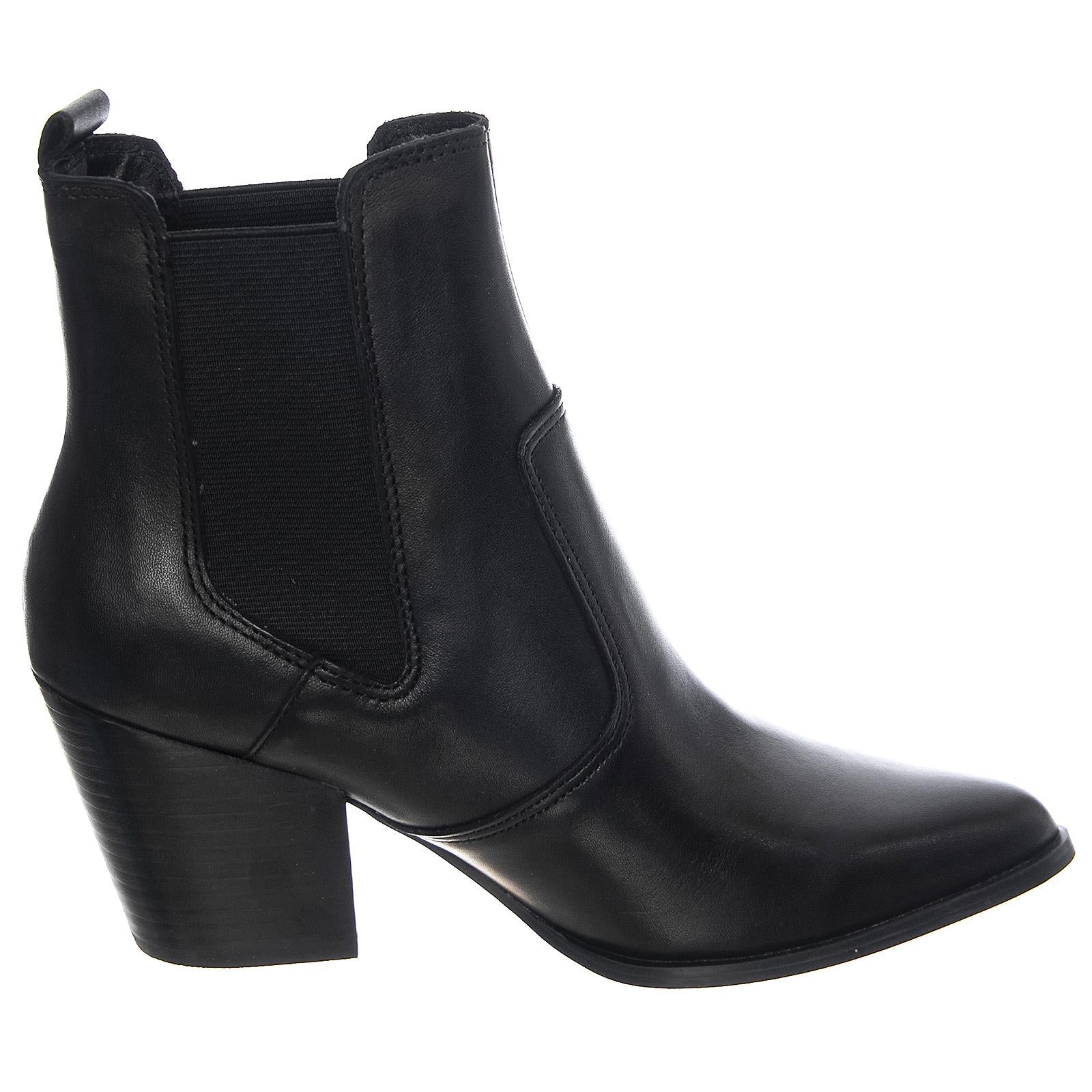  PATR02S1  STEVE MADDEN 