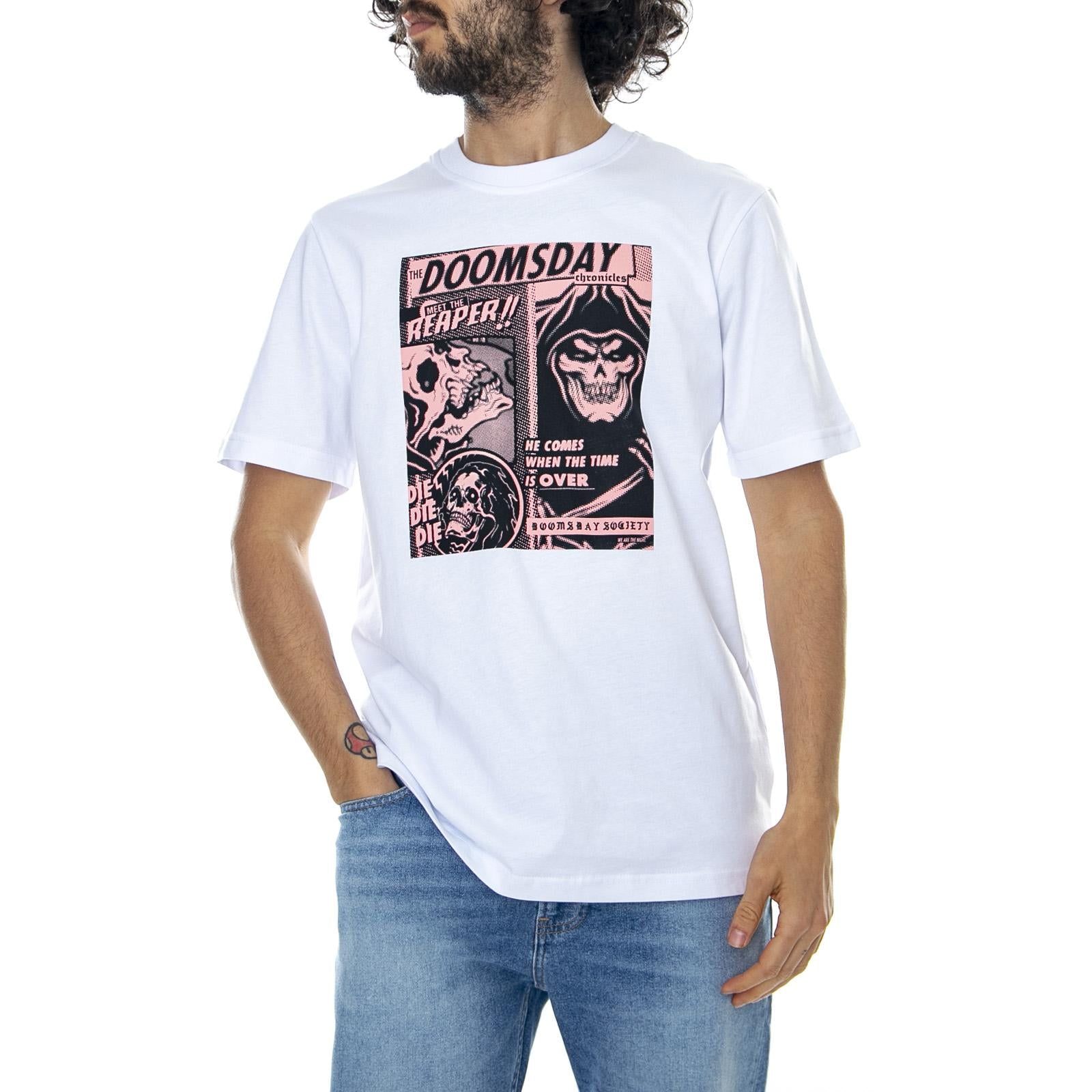  TSH0145WHT  DOOMSDAY 